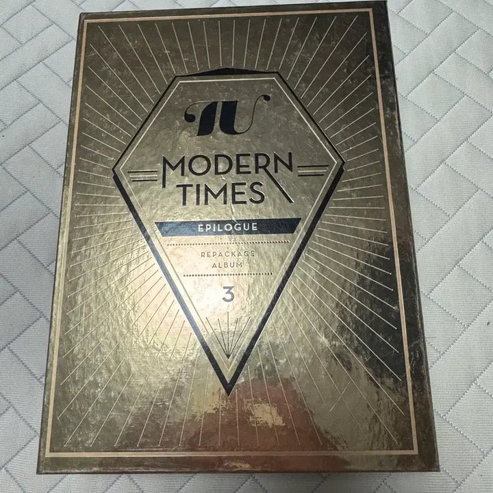 [BUNJANG] IU Modern Times Limited Edition Album / 아이유 모던타임즈 앨범 한정판