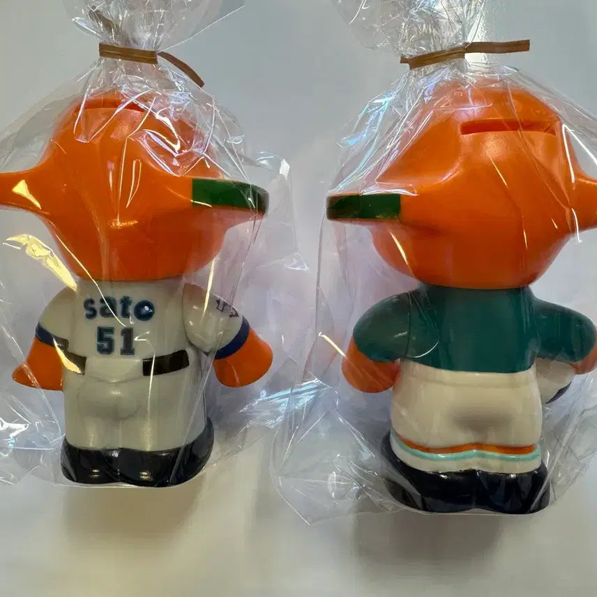 [BUNJANG] Sato-chan Baseball &amp; Soccer Piggy Bank / 사토짱 야구 축구 저금통