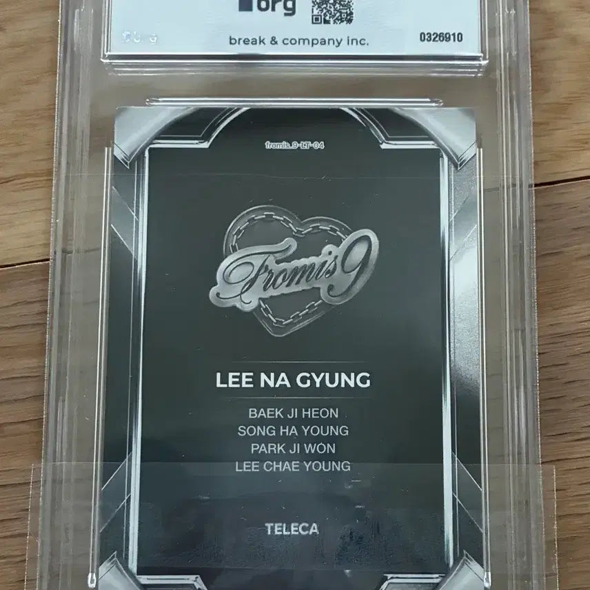 [BUNJANG] fromis_9 Lee Nagyung Black Limited Edition Teleca Photocard / 프로미스나인 리미티드 에디션 이나경 블랙 테레카