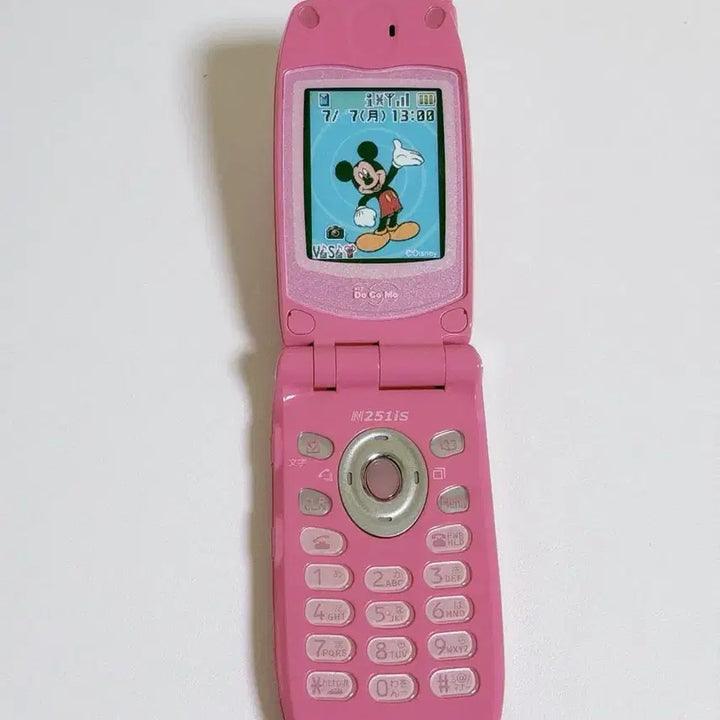 [BUNJANG] Docomo Folder Phone Mockup Hot Pink Mickey Mouse Design / 목업 도코모 폴더폰 핫핑크 목업 모형폰 미키마우스