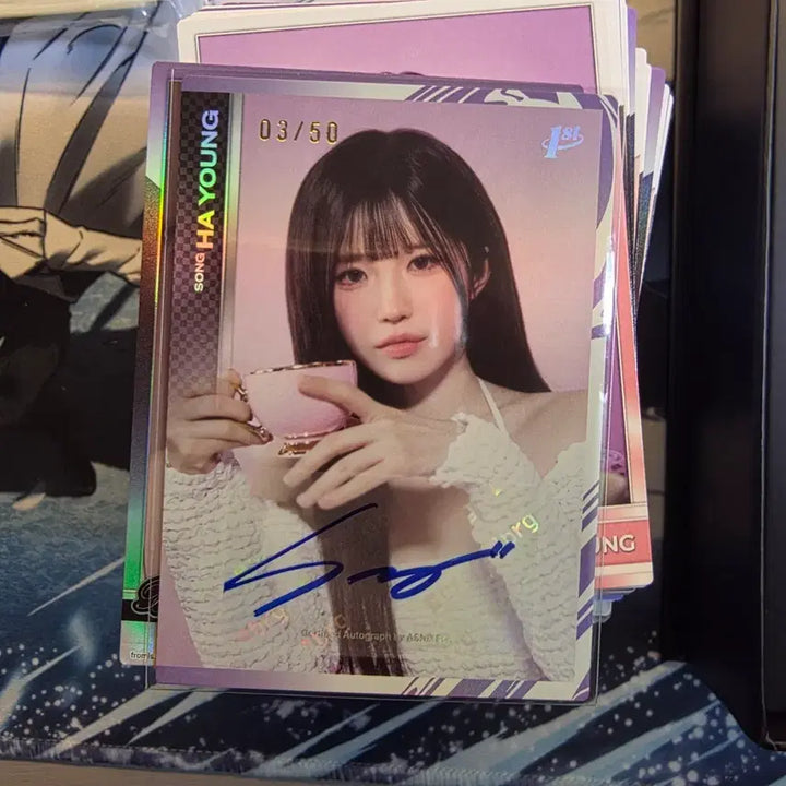 [BUNJANG] fromis_9 Song Hayoung 50 Limited Signed Card / 프로미스나인 송하영 50 한정 싸인 카드 팝니다.