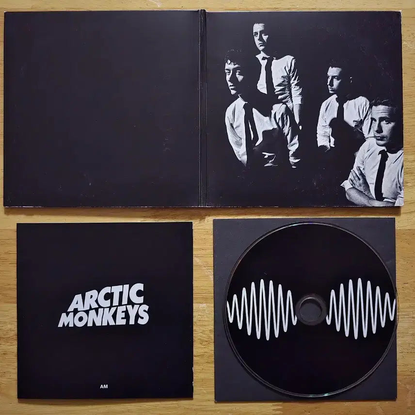 [BUNJANG] Arctic Monkeys CD Album Bundle (2 CDs) / CD 음반 Arctic Monkeys 악틱 몽키즈 앨범 2장