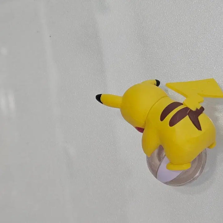 [BUNJANG] Pokemon Gacha Figure Lot (Mudkip &amp; Pikachu) / 포켓몬 가챠 피규어 개구마르 피캬츄