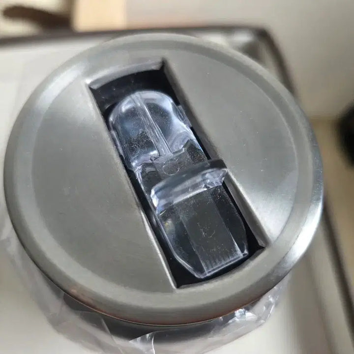 [BUNJANG] Zenless Zone Zero Ellen Jo Tumbler Hoyoverse 2024 / 젠레스존제로 엘렌 조 텀블러 캔텀블러 호요랜드2024 ZZZ