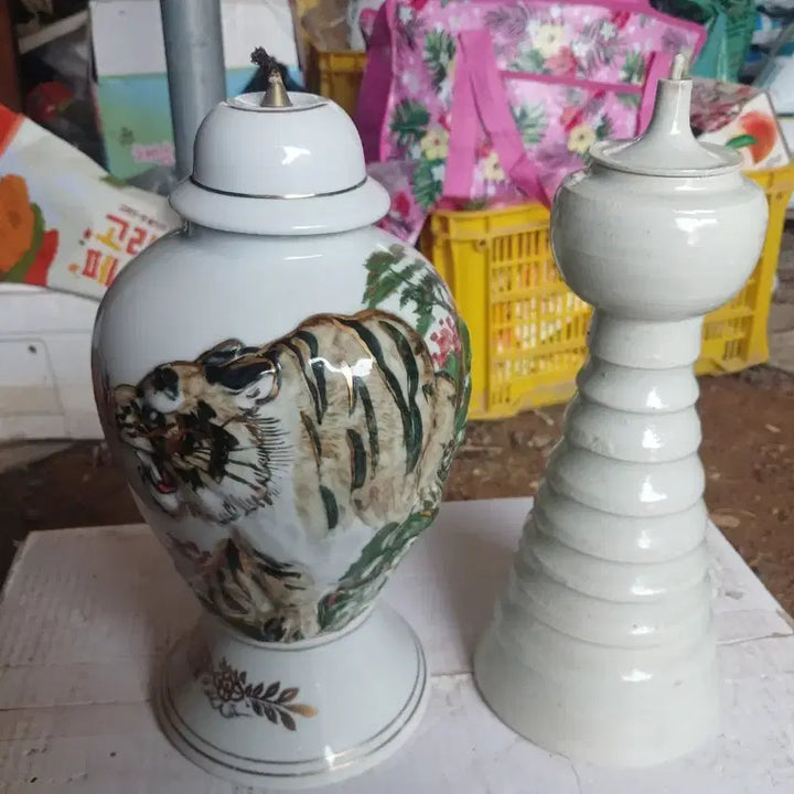 [BUNJANG] Celadon Porcelain Lantern Pair / 도자기유등 두점일괄