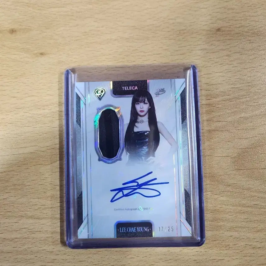 [BUNJANG] fromis_9 Lee Chaeyoung Terica Relic Auto Card / 프로미스나인 이채영 테레카 렐릭 오토 카드