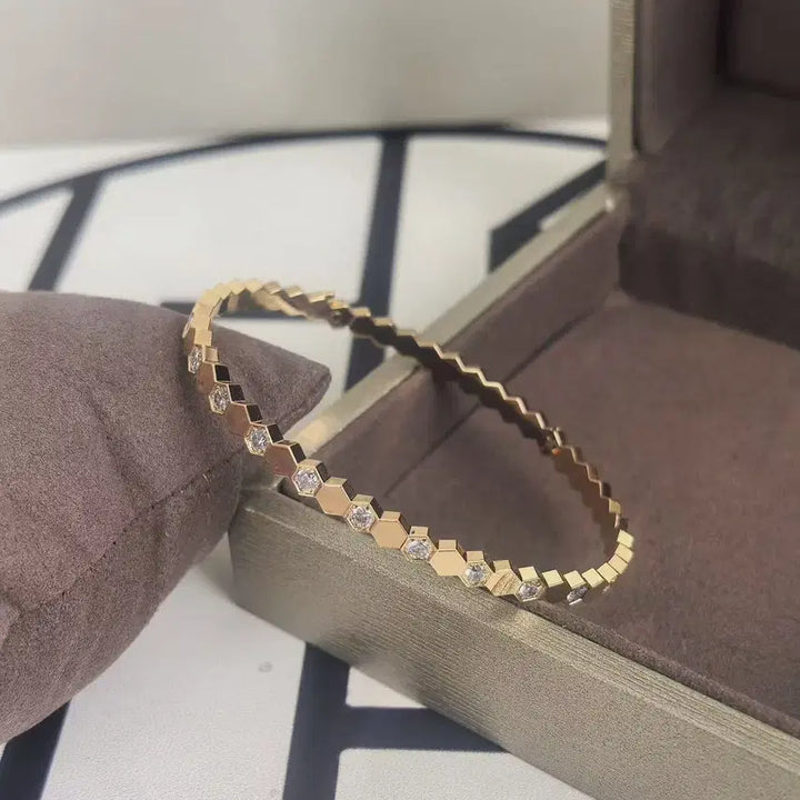 [BUNJANG] CHAUMET Honeycomb Natural Diamond 18K Bracelet Size 15 / CHAUMET 허니콤 천연다이아 18K 팔찌 15호