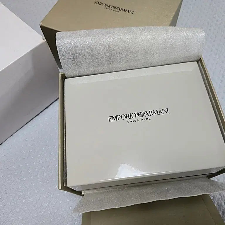 [BUNJANG] Emporio Armani Watch Box / 정품  페라가모 롯데백화점