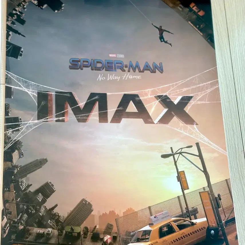 [BUNJANG] Spider-Man: No Way Home IMAX Poster (A3) / [초희귀한정판]영화 스파이더맨 노웨이홈 아이맥스 포스터(A3)