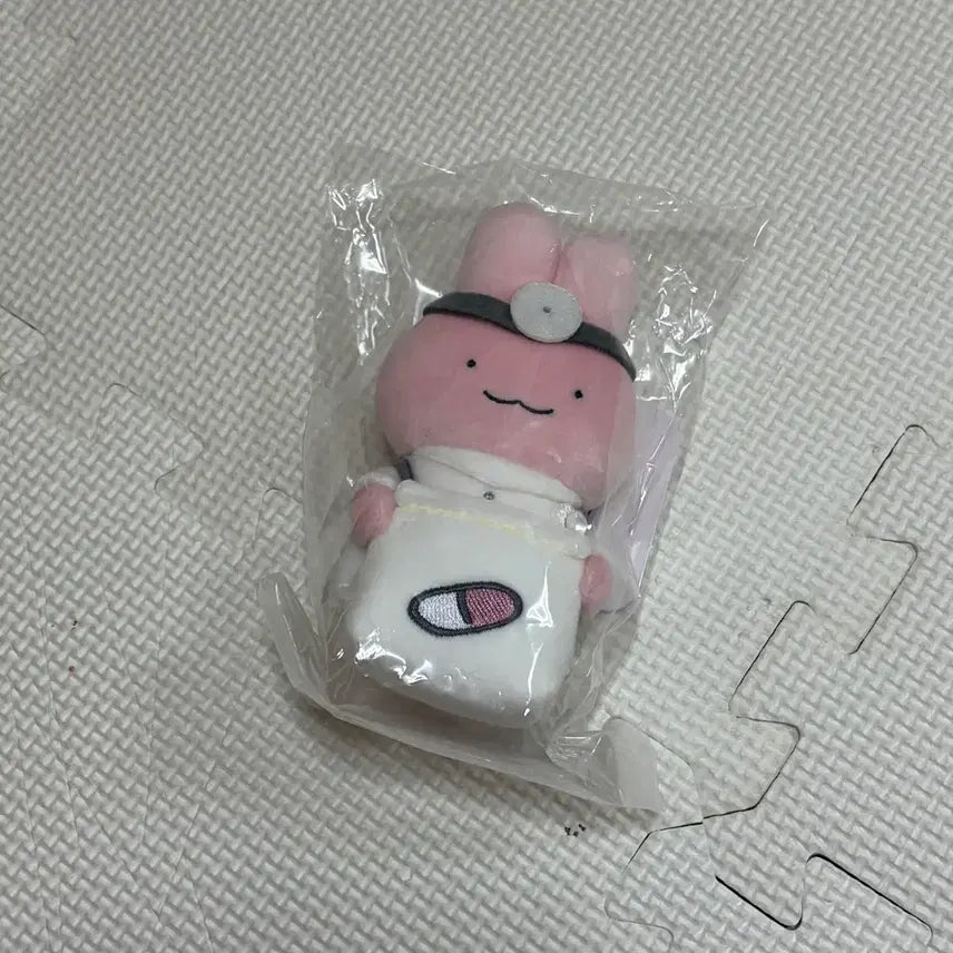 [BUNJANG] White Tiger and Black Tiger Doctor Rabbit Desktop Ornament / 화이트타이거와 블랙타이거 의사토끼데스크탑
