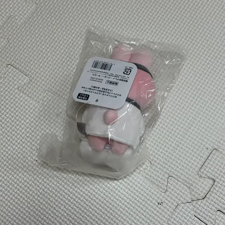 [BUNJANG] White Tiger and Black Tiger Doctor Rabbit Desktop Ornament / 화이트타이거와 블랙타이거 의사토끼데스크탑