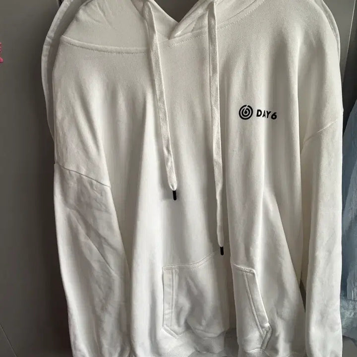 [BUNJANG] Day6 The Decade Hoodie XL / Day6-더 데케이드 후드 XL