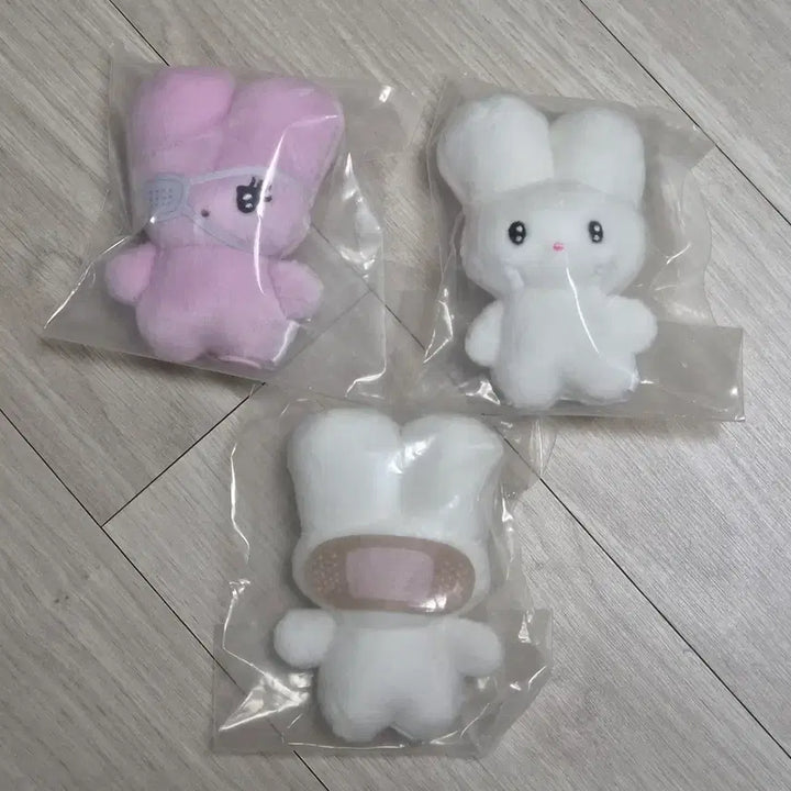 [BUNJANG] Beco+81 Sirimi Mimi Usagi Gacha Mascot Doll Bundle Set / 일괄)beco+81 시리미미 우사기 가챠 마스코트 인형