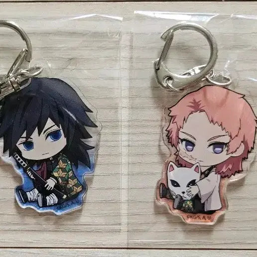 [BUNJANG] Demon Slayer Tomioka Giyu &amp; Sabito Acrylic Keyring Set (Unused) / 귀멸의칼날 귀칼 토미오카기유 사비토 아크릴키링 미사용 2종 세트