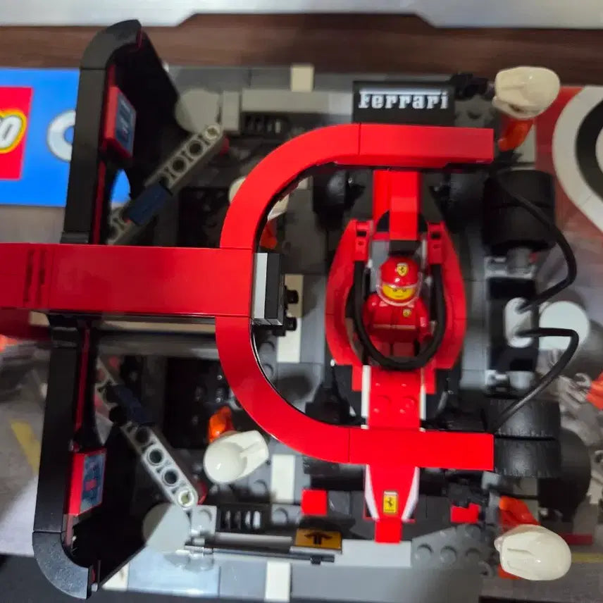 [BUNJANG] LEGO 60443 Ferrari Pit Stop and Crew Set / 60443F1 Ferrari 피트 스탑과 크루