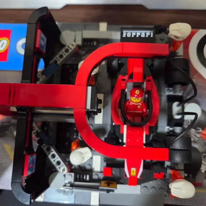 [BUNJANG] LEGO 60443 Ferrari Pit Stop and Crew Set / 60443F1 Ferrari 피트 스탑과 크루