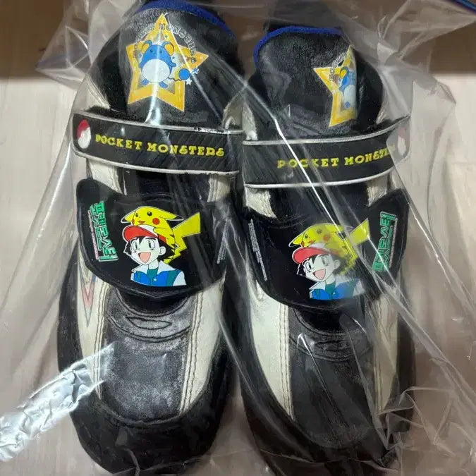 [BUNJANG] Artis Pokemon High Model Sneakers New Product / 아티스 포켓몬스터 캐릭터 운동화 하이모델 새상품