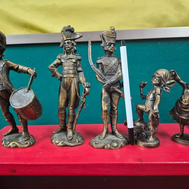 [BUNJANG] Vintage Soldier Figurine Metal Ornament Set / 금속 장식품 병정 인형 청동 인형 주물 빈티지