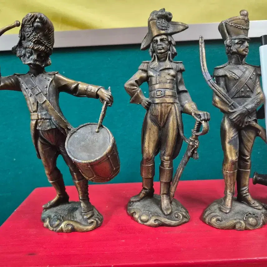 [BUNJANG] Vintage Soldier Figurine Metal Ornament Set / 금속 장식품 병정 인형 청동 인형 주물 빈티지