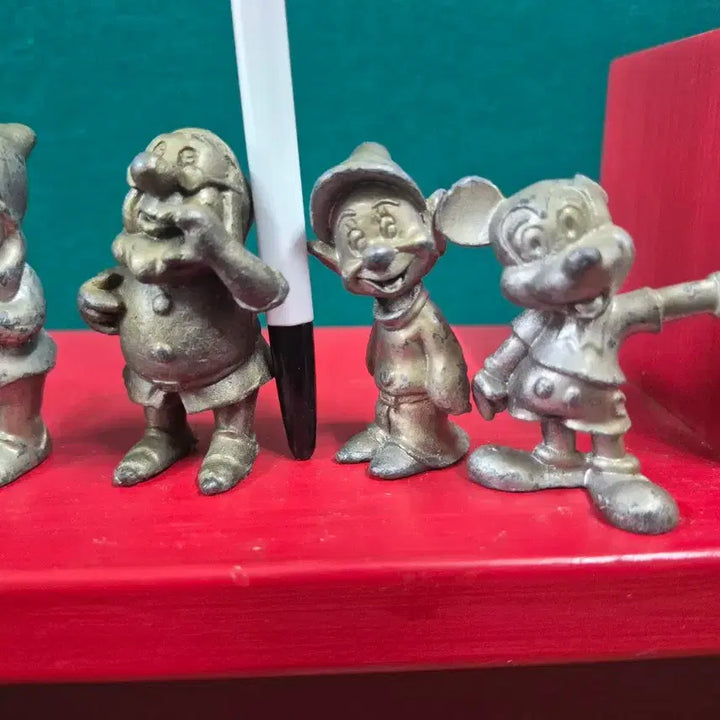 [BUNJANG] Snow White and the Seven Dwarfs Figurine Set / 백설공주 난쟁이 피규어 주물인형 빈티지 인테리어소품용
