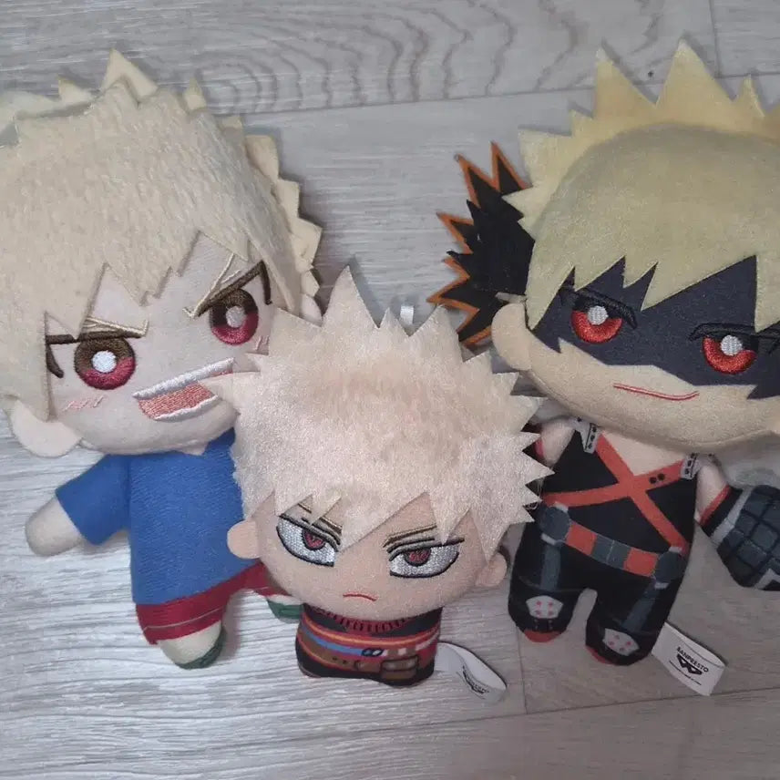 [BUNJANG] Katsuki Bakugo Jyuuketsu Chibi Nuigurumi &amp; Tomo Nuigurumi Bundle Set / 일괄처분)바쿠고 십걸 치비누이 토모누이