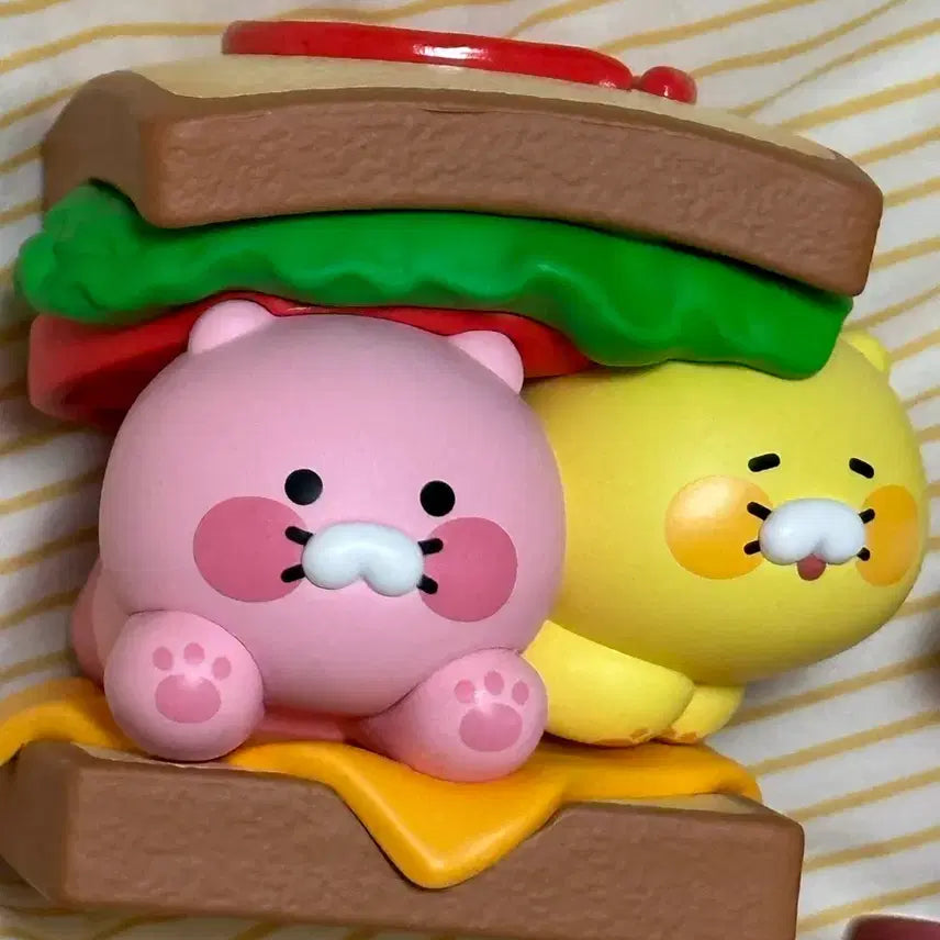 [BUNJANG] ChunSik Sandwich Maker Chef ChunSik Figure / 춘식이 맛삼춘 춘식이 샌드위치 피규어 요리사 춘식이