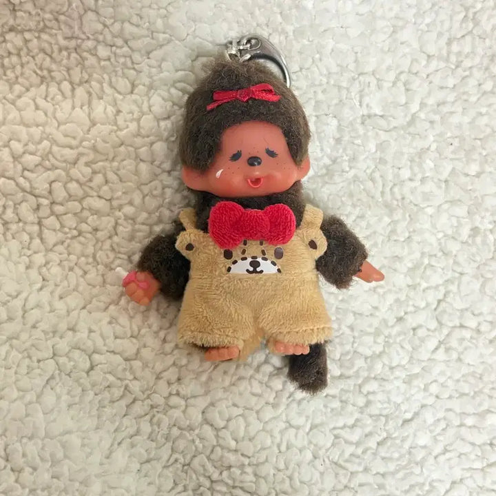 [BUNJANG] Vintage Mini Ulbo Monchhichi Keychain with Hello Kitty Outfit / 미니 울보 몬치치 키링