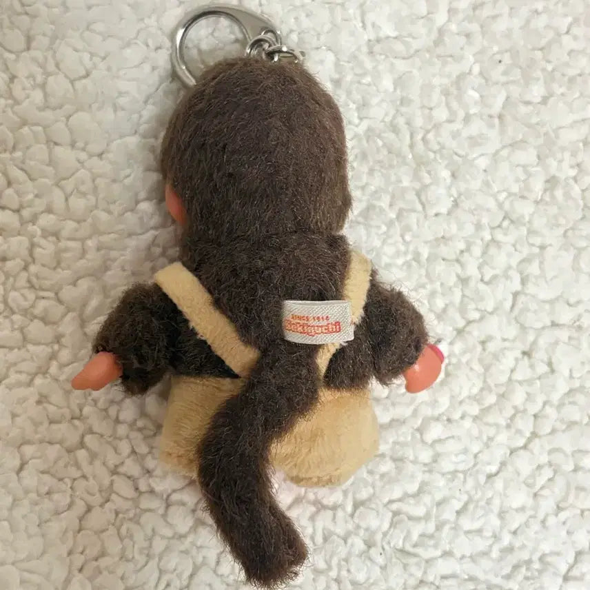 [BUNJANG] Vintage Mini Ulbo Monchhichi Keychain with Hello Kitty Outfit / 미니 울보 몬치치 키링