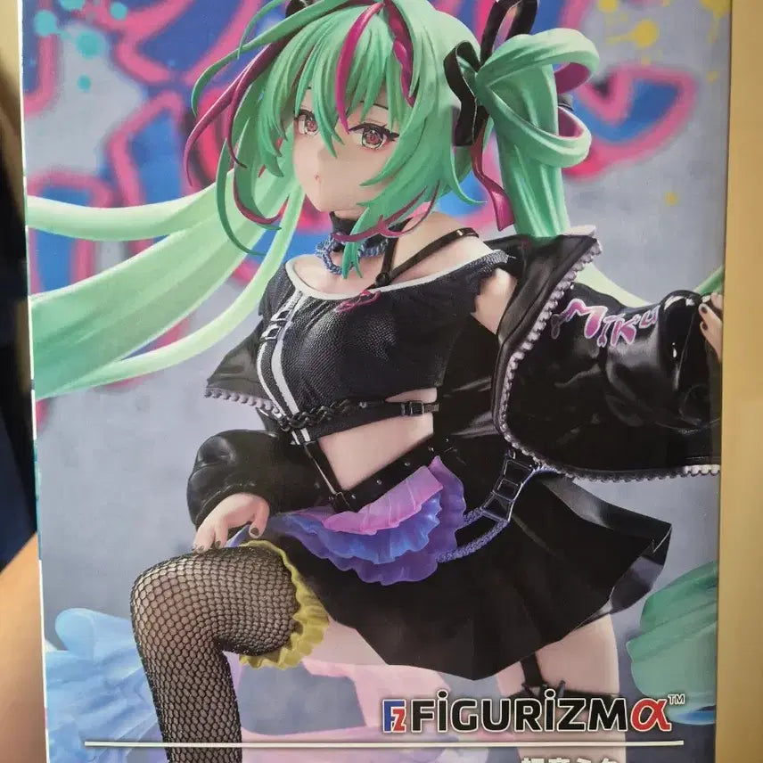 [BUNJANG] Hatsune Miku Punk Figure / 하츠네미쿠 펑크 피규어 팝니다