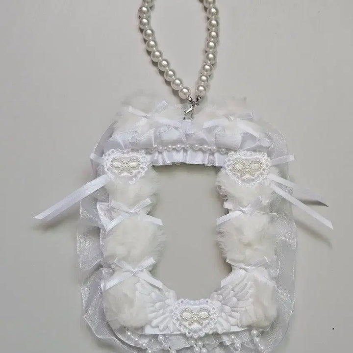 [BUNJANG] White Ribbon Lace Cat Fur Pearl Strap Top Loader Photocard Holder / 화이트 리본 레이스 고양이 털 진주스트랩 탑꾸 포카홀더