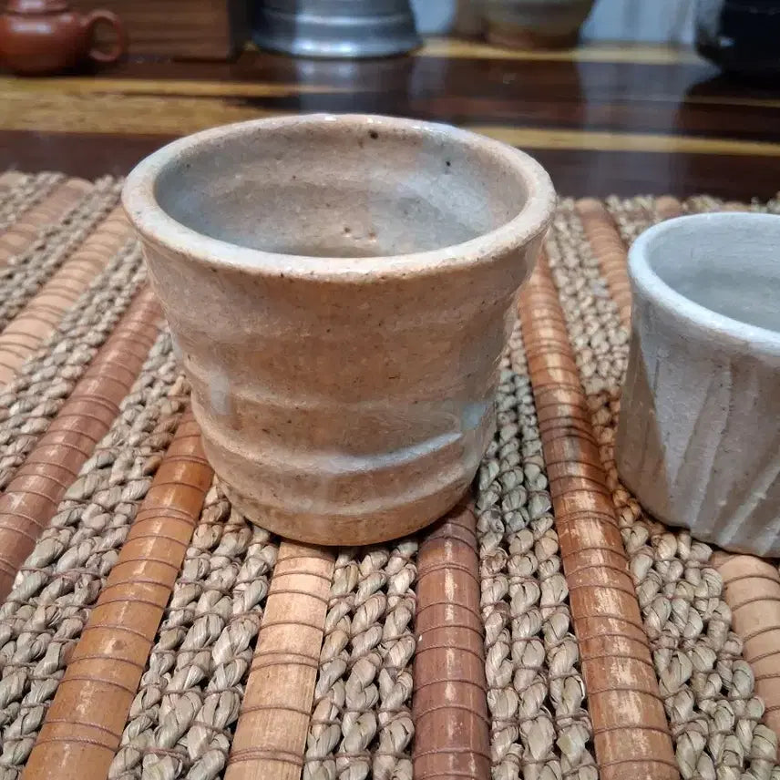 [BUNJANG] Haegwang Yun Seong-won Handmade Kiln Celadon Two Tea Cups Set / 장작가마 양산 해광 윤성원 이도유차잔 2점