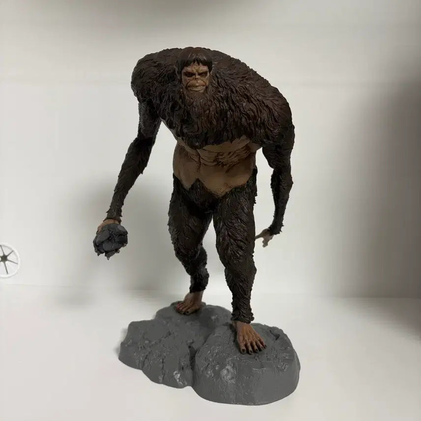 [BUNJANG] Attack on Titan Beast Titan Figure (Opened) / 택포23)최종가격 진격의거인 짐승거인 개봉품