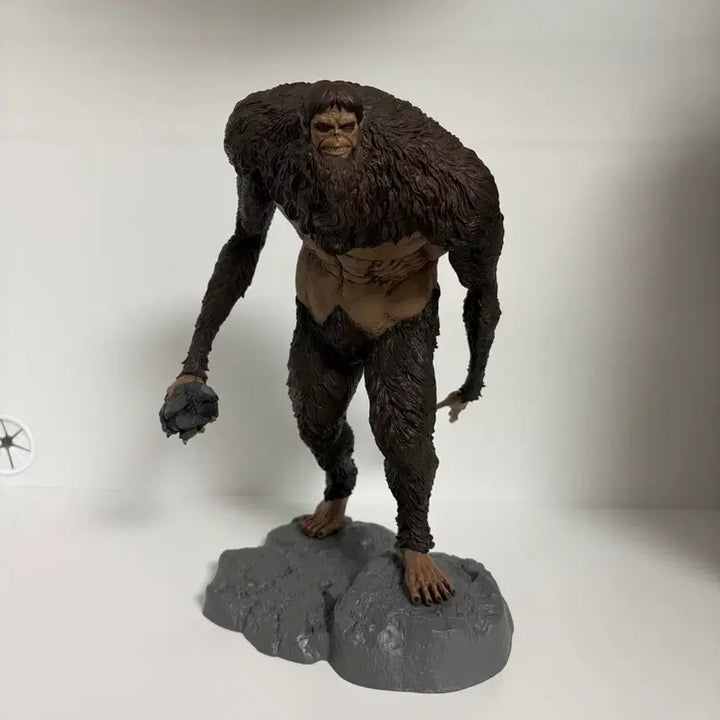 [BUNJANG] Attack on Titan Beast Titan Figure (Opened) / 택포23)최종가격 진격의거인 짐승거인 개봉품