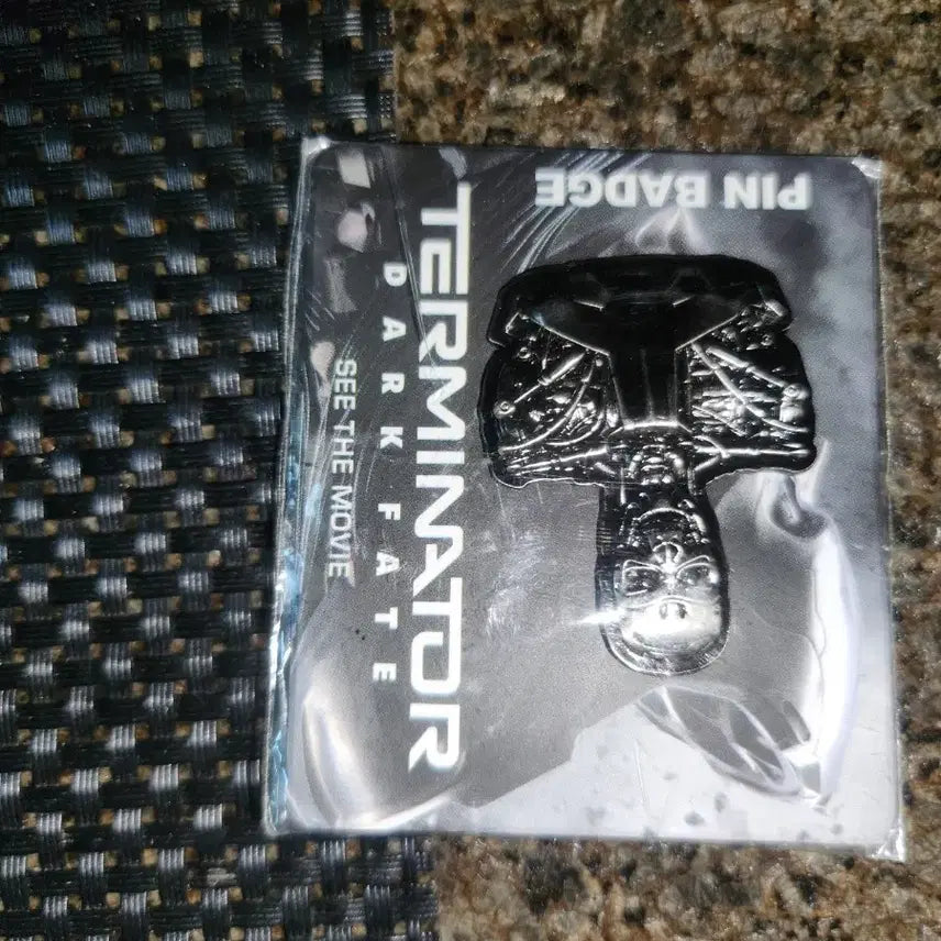 [BUNJANG] Terminator: Dark Fate Pin Badge / 터미네이터 다크페이트 핀뱃지입니가