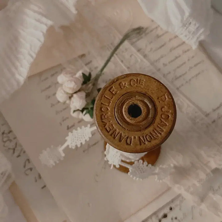 [BUNJANG] French Antique Bobbin with Lace and Pearl Pins / 프랑스 엔틱 보빈+레이스