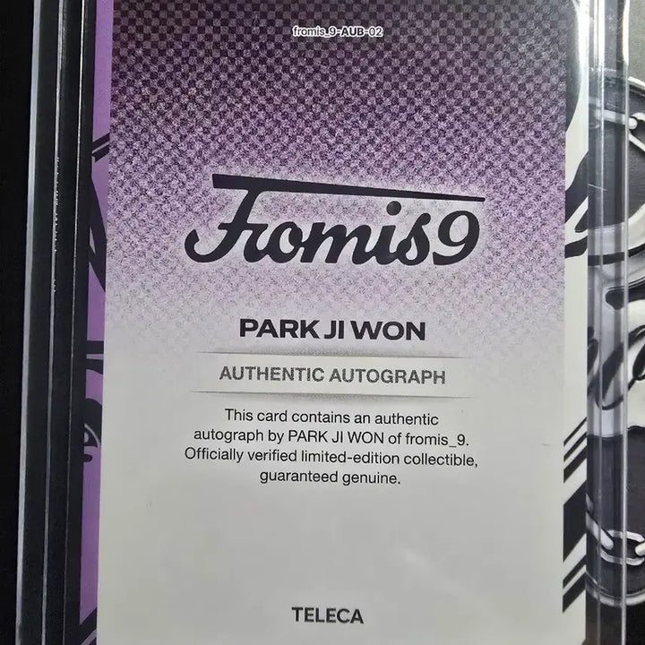 [BUNJANG] fromis_9 Jiwon 50 Limited Edition Autographed Photocard / 프로미스나인 박지원 50한정 친필싸인 포토카드(오토카드)