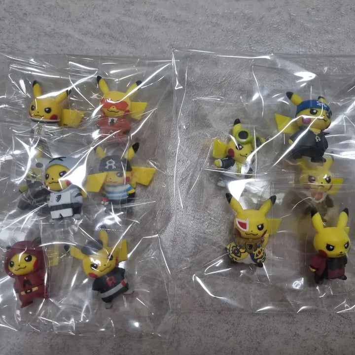 [BUNJANG] Pokemon Dankwon Play Pikachu Villainchu Bosschu Gacha Figure / 포켓몬 단원놀이 피카츄 악당츄 보스츄 가챠 팝니다