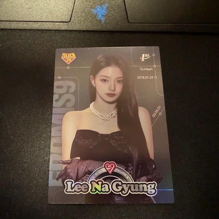 [BUNJANG] fromis_9 Nakyung Tererka Special Photocard / 프로미스나인 테레카 이나경 스페셜 포토카드