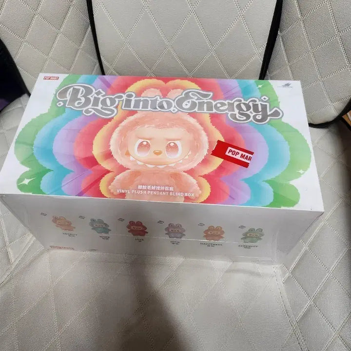 [BUNJANG] Pop Mart Labubu Big Into Energy Unsealed Box / 팝마트 라부부정품 미개봉 1박스 팝니다.