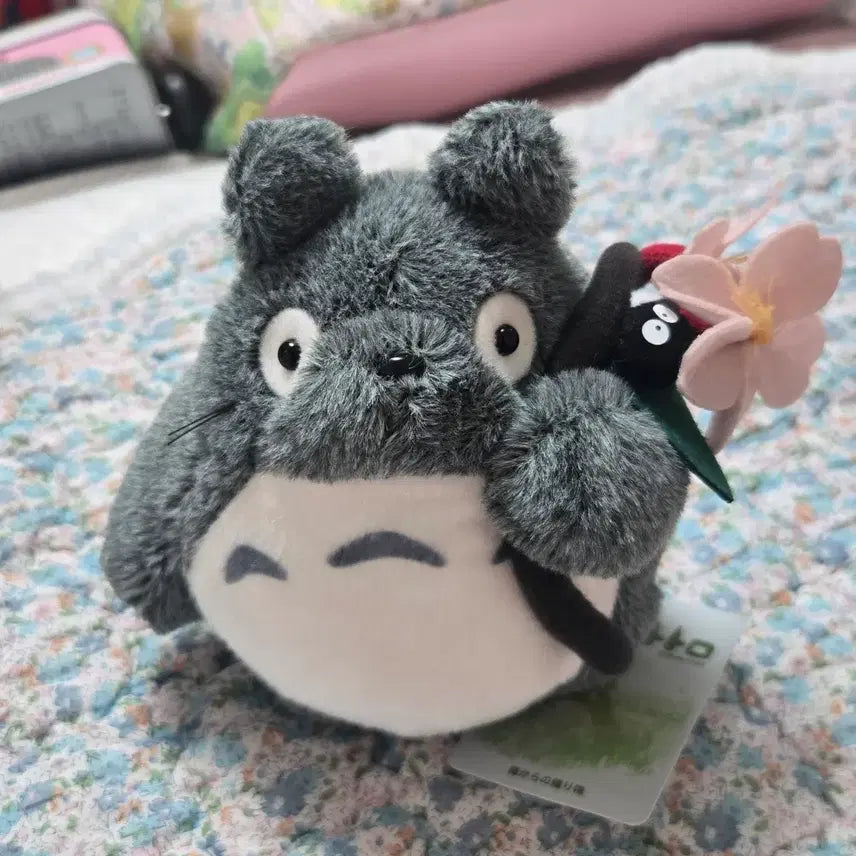 [BUNJANG] Ghibli Sakura Totoro Plush / 지브리 벚꽃 토토로 인형(새상품)