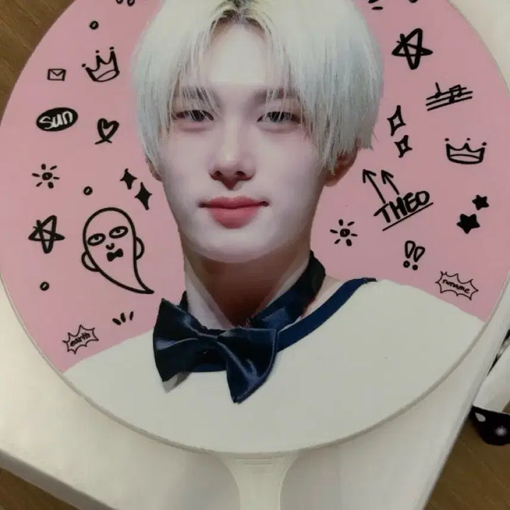 [BUNJANG] P1Harmony Theo Uchiwa Fan / 피원하모니 테오 우치와 부채