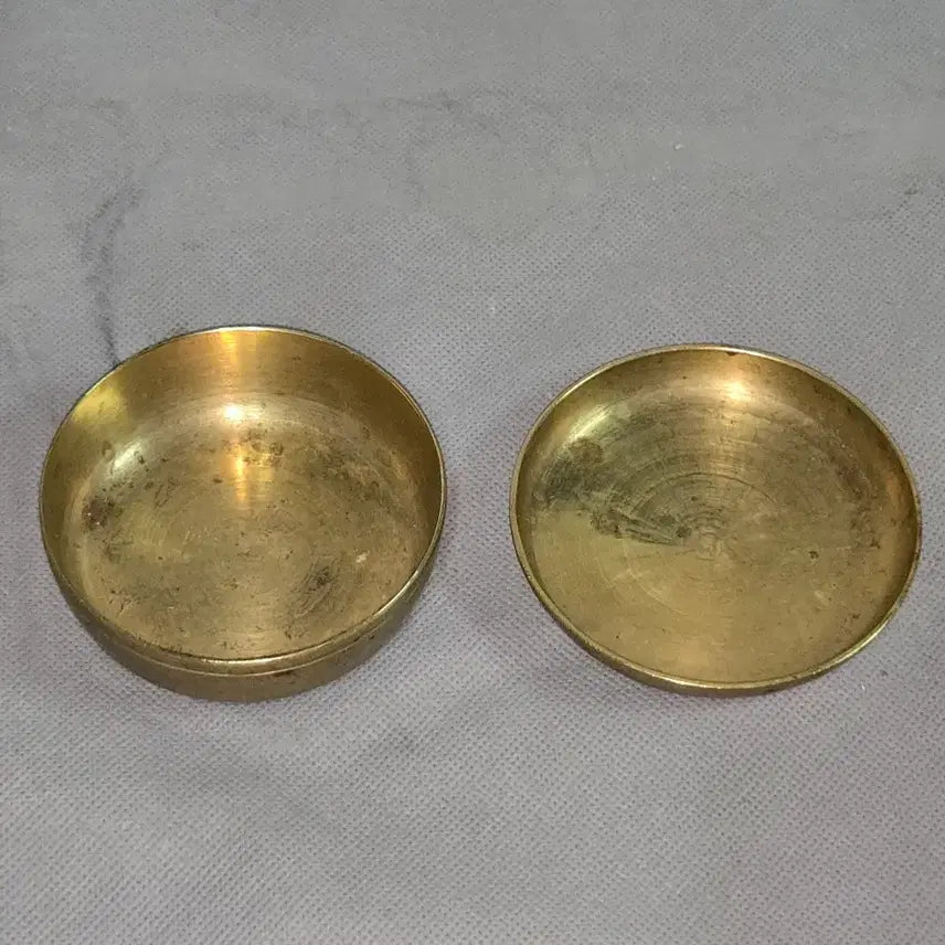 [BUNJANG] Brass Incense Container / 상태좋은 유기 향합