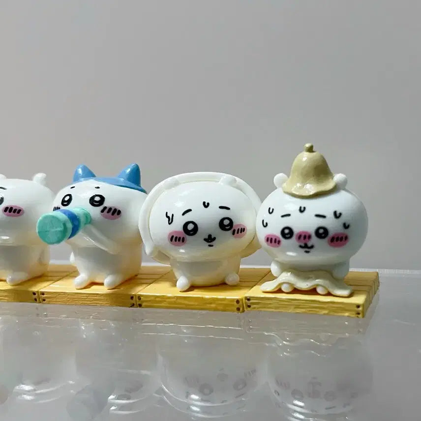 [BUNJANG] Chiikawa Bath Bomb Figure Bundle Set / 치이카와 배스밤 피규어 5종 일괄 판매