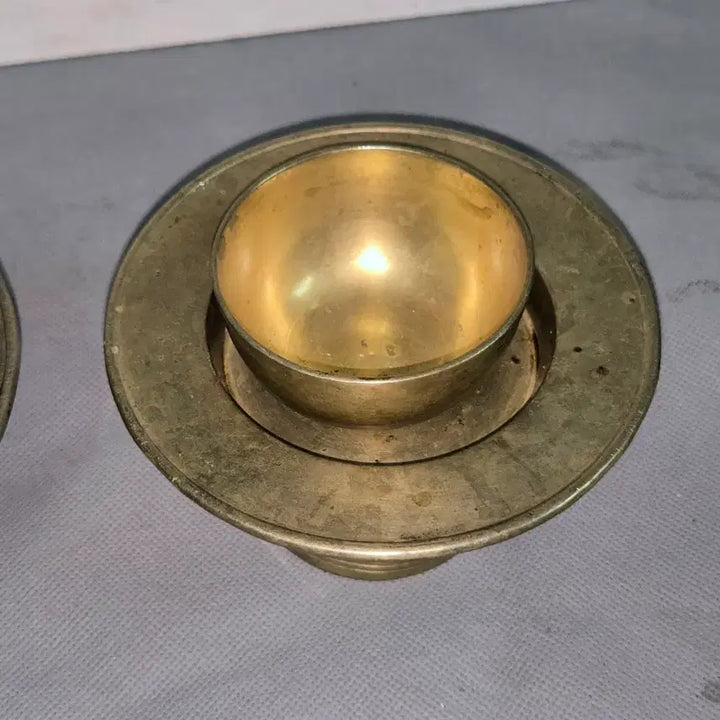 [BUNJANG] Antique Bronze Bowl and Stand Set / 연대좋은 유기 잔과 잔잔대 .2점 일괄