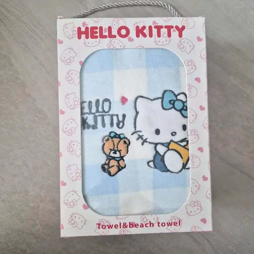 [BUNJANG] Sanrio Hello Kitty Beach Towel (Authentic/New) / 산리오 헬로키티 비치타올 비치타월 수건(정품/새상품)