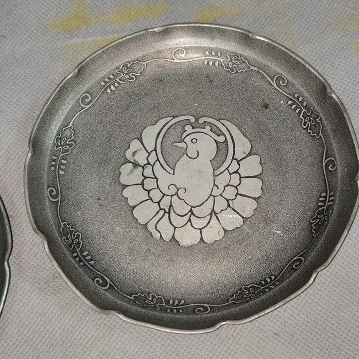 [BUNJANG] Set of 6 Detailed Patterned Pewter Plates / 문양이 섬세한 주석접시 6점 일괄