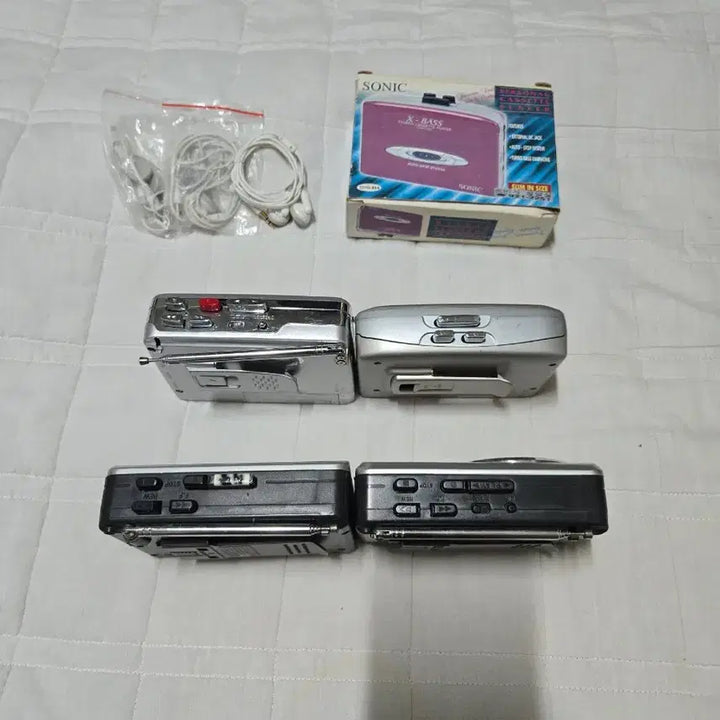 [BUNJANG] Portable Cassette Player Bundle Set / 카세트일괄