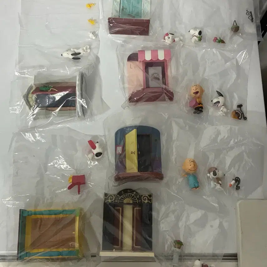 [BUNJANG] Re-Ment Snoopy Door Story Full Set / 리멘트 스누피 도어 스토리 풀세트