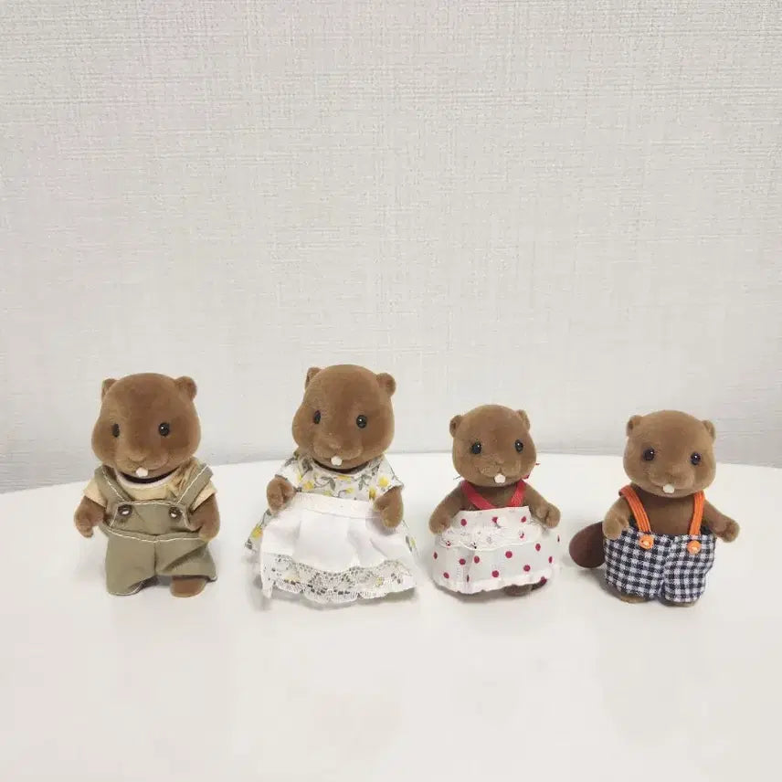 [BUNJANG] Sylvanian Families Old Rare Pincers Beaver Family / 실바니안 패밀리 올드 레어 집게손 비버 가족
