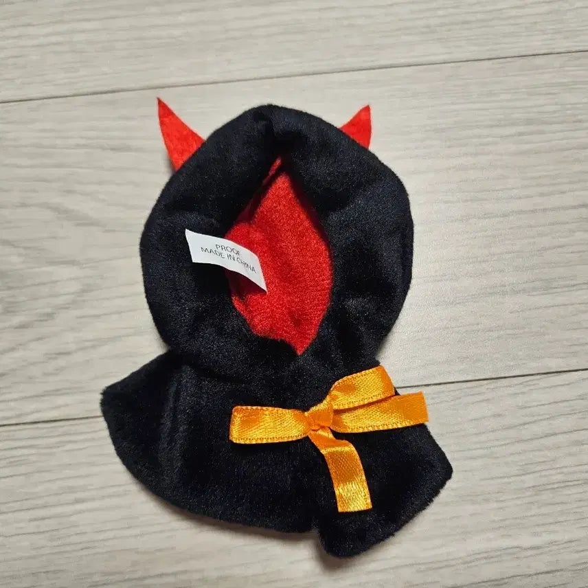 [BUNJANG] Nekosang Cape Devil / 네코상의 케이프 악마